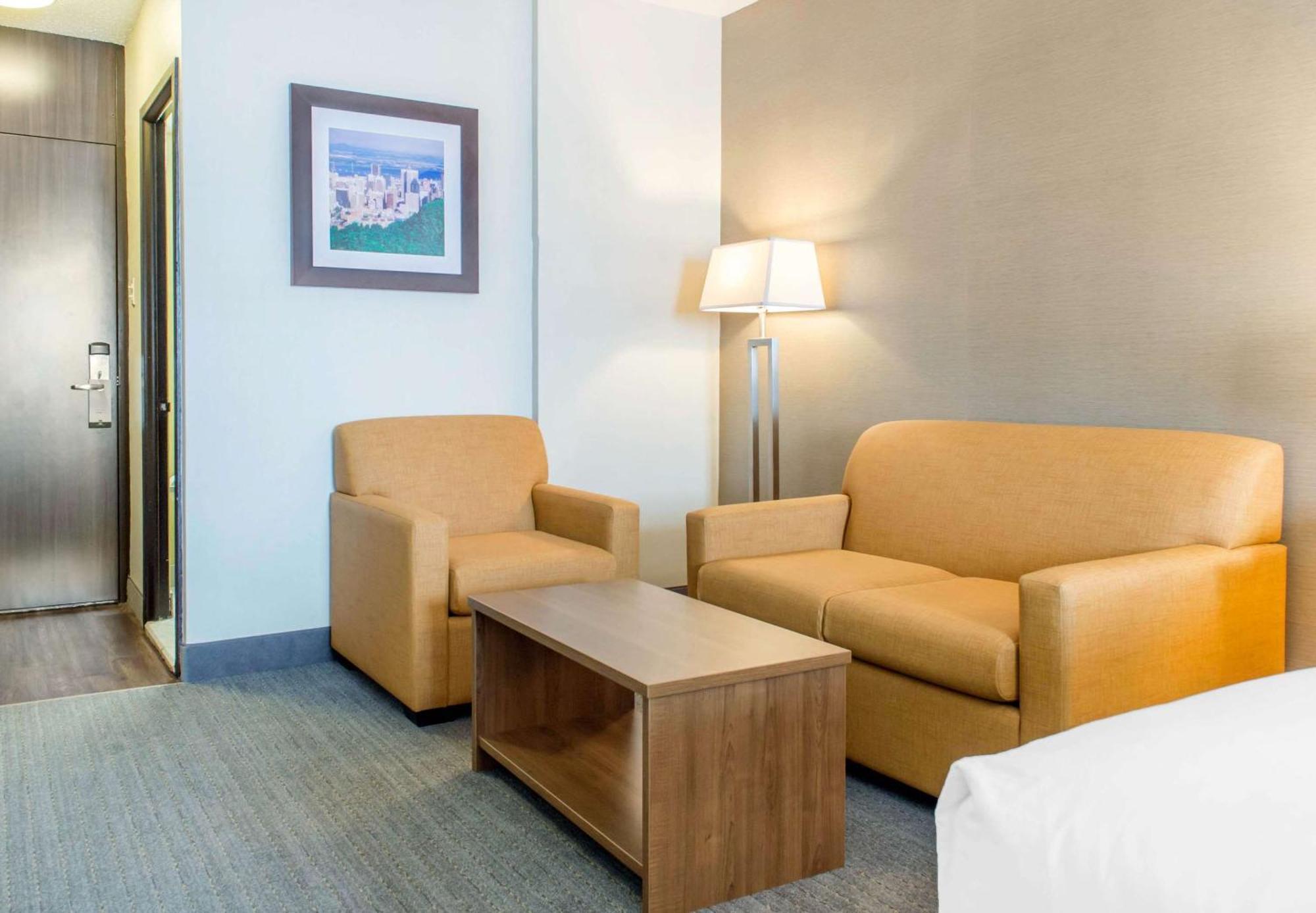 Quality Hotel Dorval Aeroport Bagian luar foto