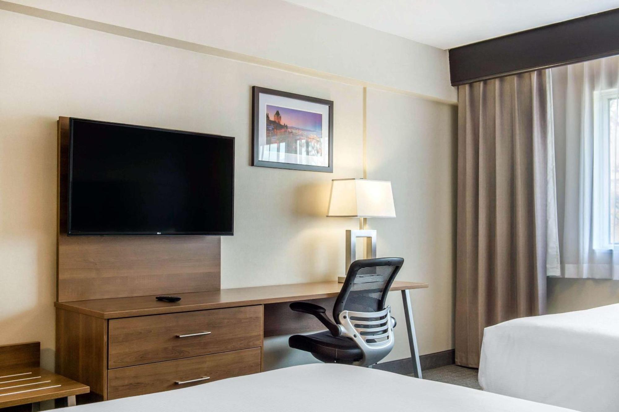 Quality Hotel Dorval Aeroport Bagian luar foto