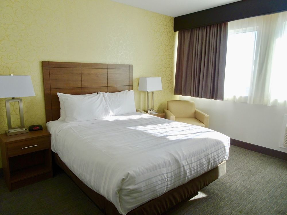 Quality Hotel Dorval Aeroport Bagian luar foto