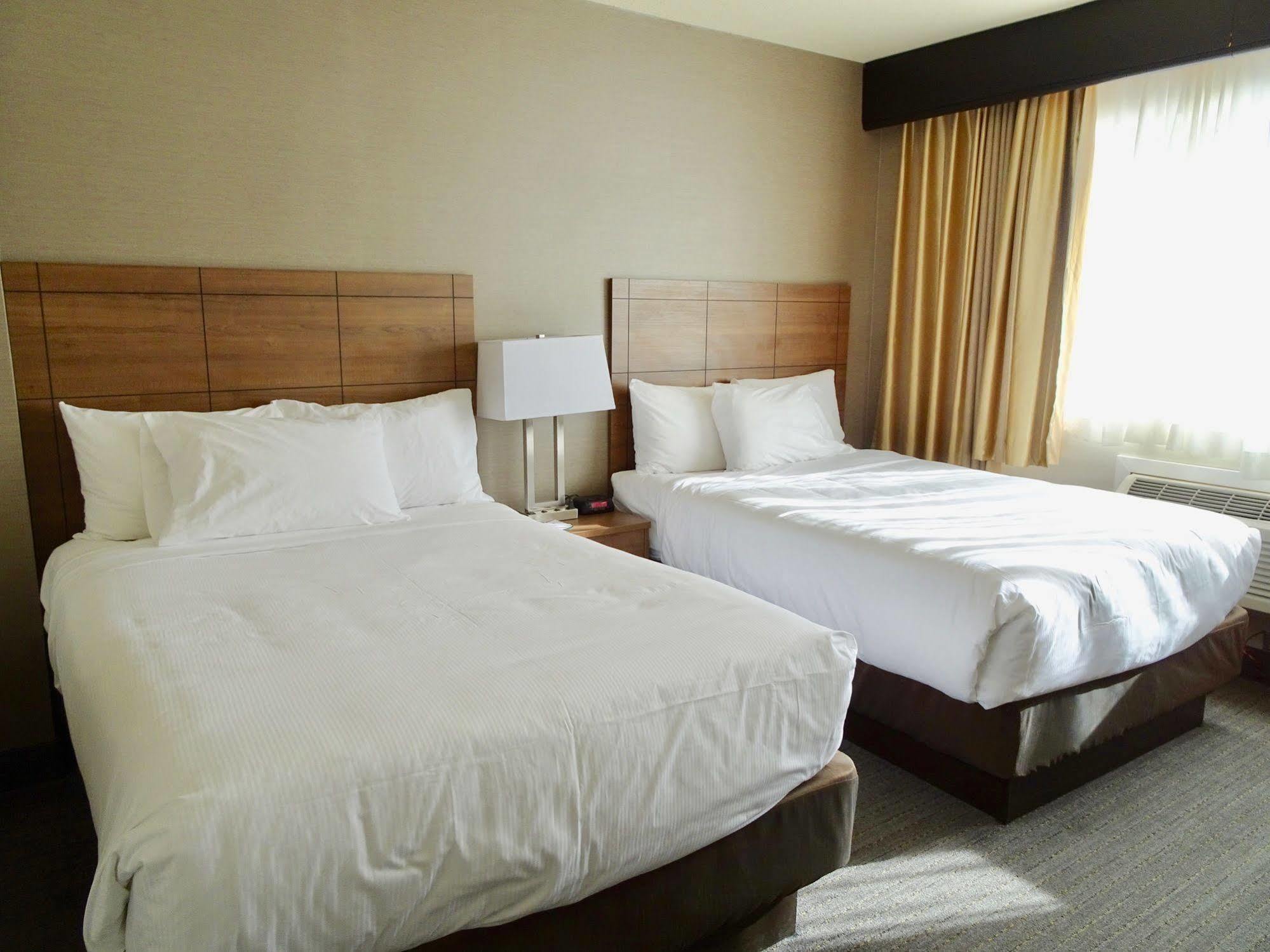 Quality Hotel Dorval Aeroport Bagian luar foto